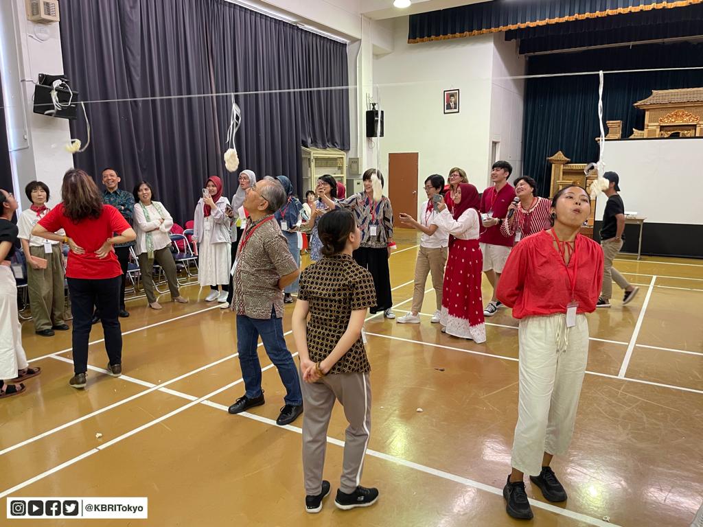 60 warga Jepang ikuti lomba HUT ke-78 RI dan makan soto di Tokyo 60 warga Jepang ikuti lomba HUT ke-78 RI dan makan soto di Tokyo