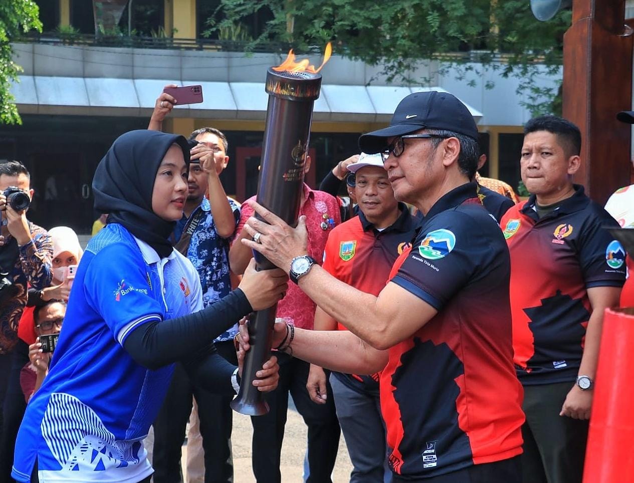 Obor Porprov 2023 diarak estafet dari Kudus ke Jepara Obor Porprov 2023 diarak estafet dari Kudus ke Jepara