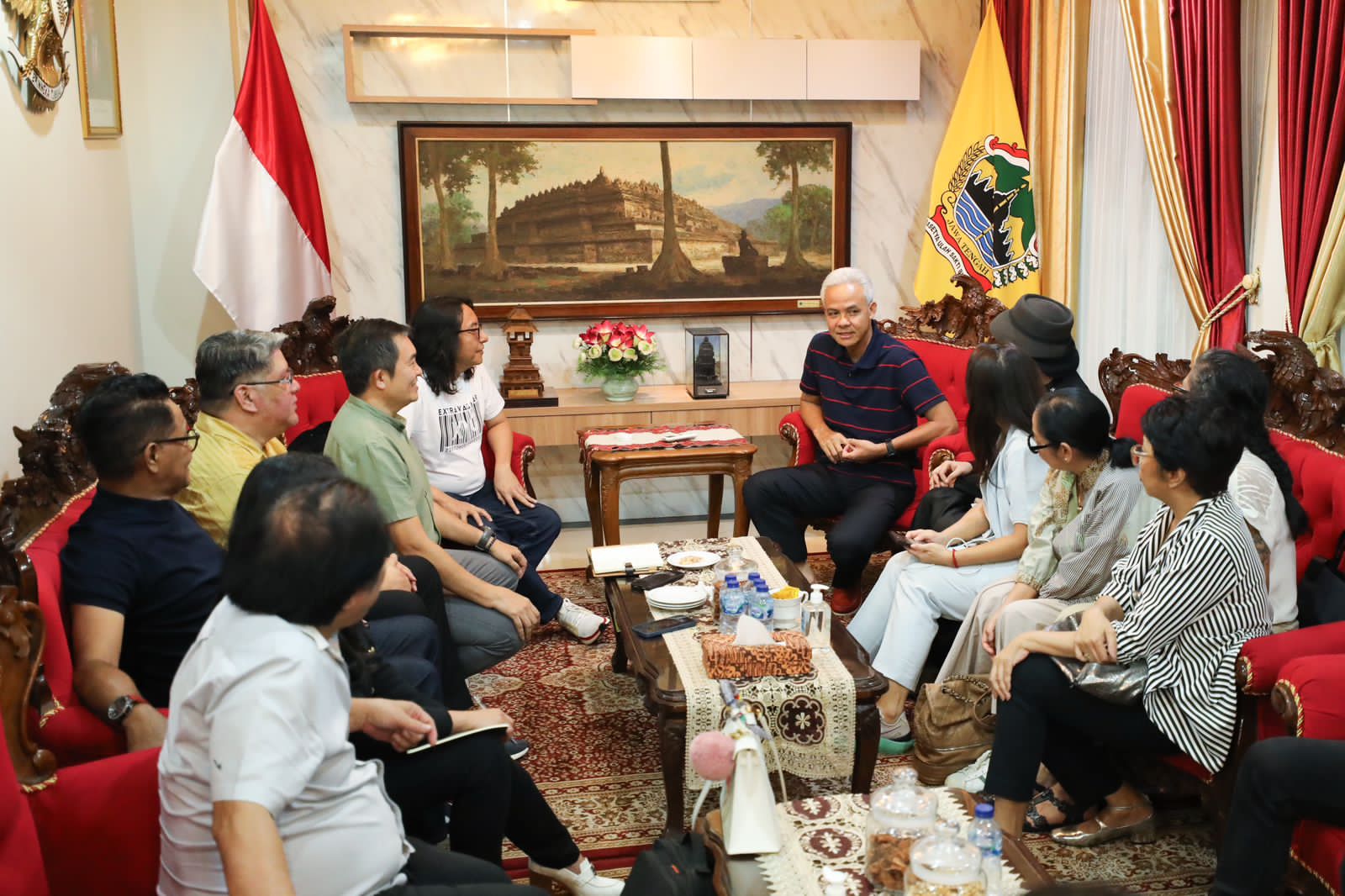Ganjar bahas konsep hilirisasi industri digital saat dialog dengan musisi Ganjar bahas konsep hilirisasi industri digital saat dialog dengan musisi