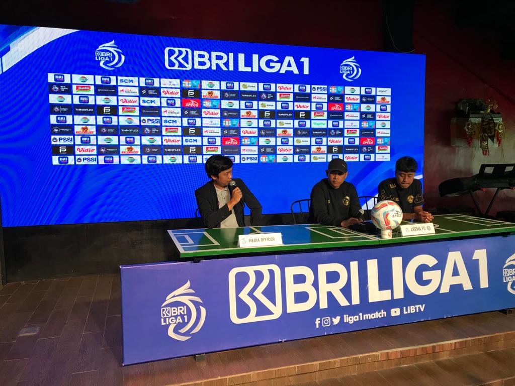 Arema FC incar kemenangan lawan PS Barito Putera Arema FC incar kemenangan lawan PS Barito Putera