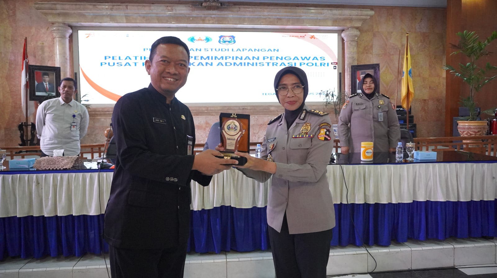 Kota Tegal dipilih sebagai lokus studi lapangan PKP Pusat Pendidikan Administrasi Polri Kota Tegal dipilih sebagai lokus studi lapangan PKP Pusat Pendidikan Administrasi Polri