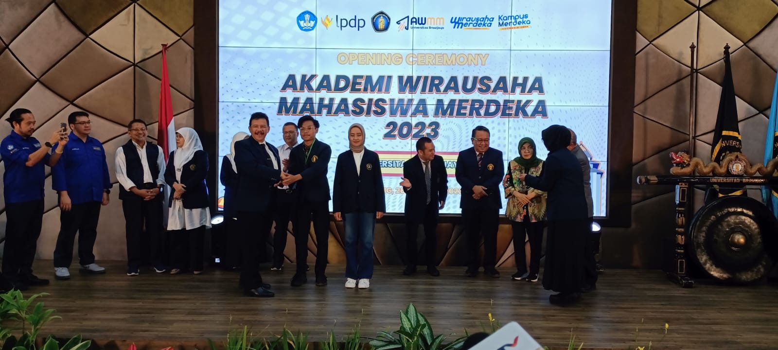 400 mahasiswa dari 48 perguruan tinggi ikuti AWMM 400 mahasiswa dari 48 perguruan tinggi ikuti AWMM