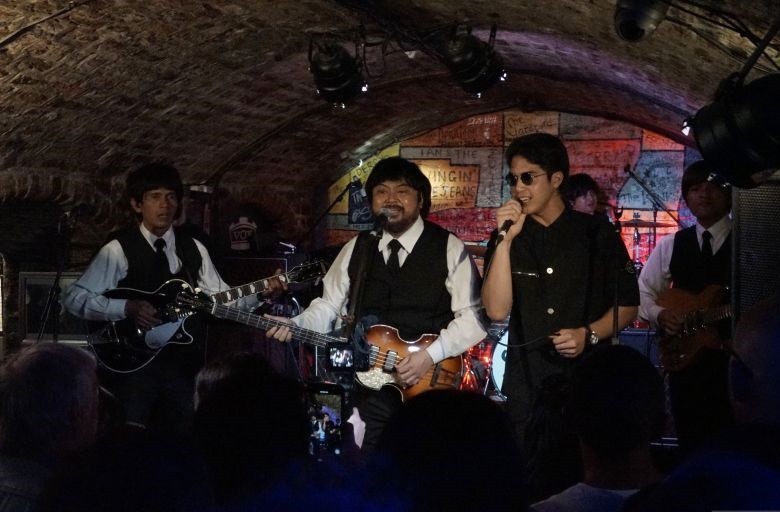 El Rumi meriahkan panggung penutup G-Pluck di Beatleweek Festival El Rumi meriahkan panggung penutup G-Pluck di Beatleweek Festival