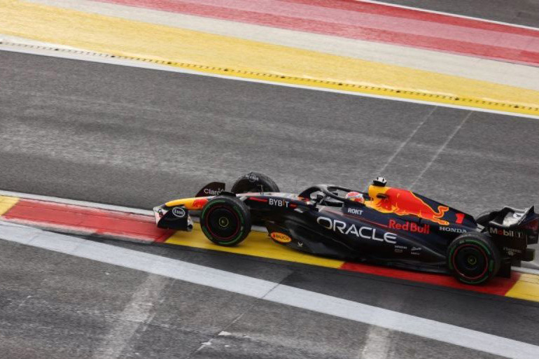 Verstappen tak terkejut dengan peningkatan performa McLaren Verstappen tak terkejut dengan peningkatan performa McLaren