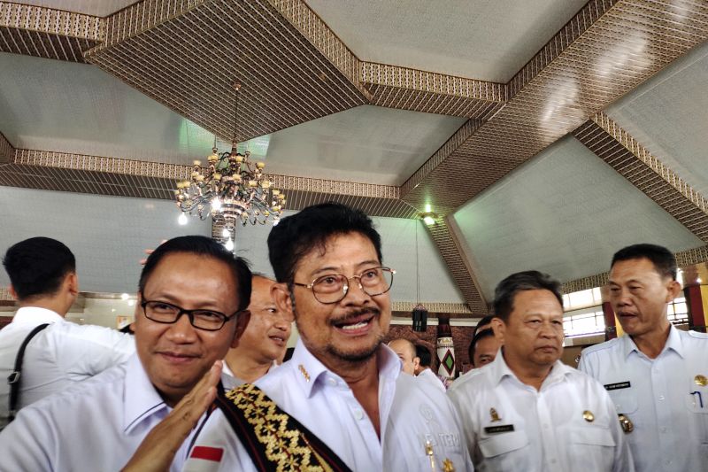 Mentan jamin cadangan beras nasional aman penuh konsumsi masyarakat Mentan jamin cadangan beras nasional aman penuh konsumsi masyarakat