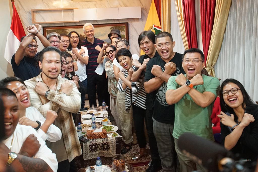 Belasan musisi nasional bertemu Ganjar diskusikan program industri kreatif Belasan musisi nasional bertemu Ganjar diskusikan program industri kreatif
