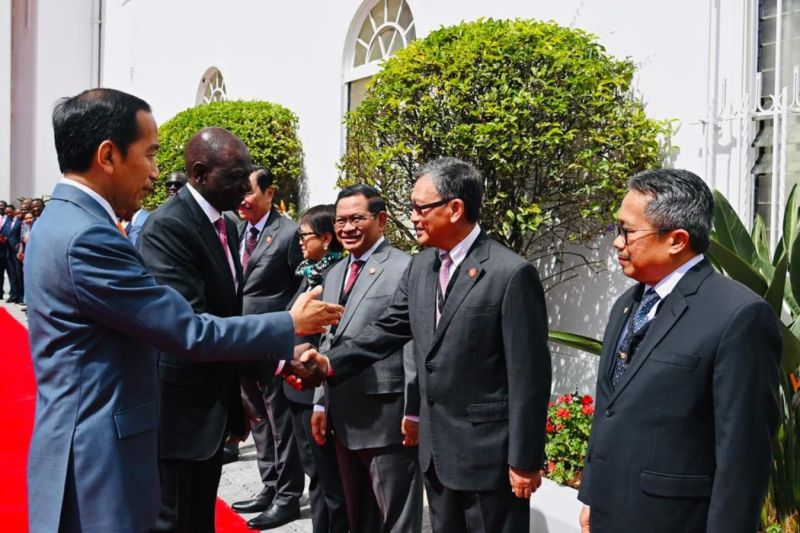 Presiden Kenya katakan kunjungan Jokowi komitmen perkuat ikatan dua negara Presiden Kenya katakan kunjungan Jokowi komitmen perkuat ikatan dua negara