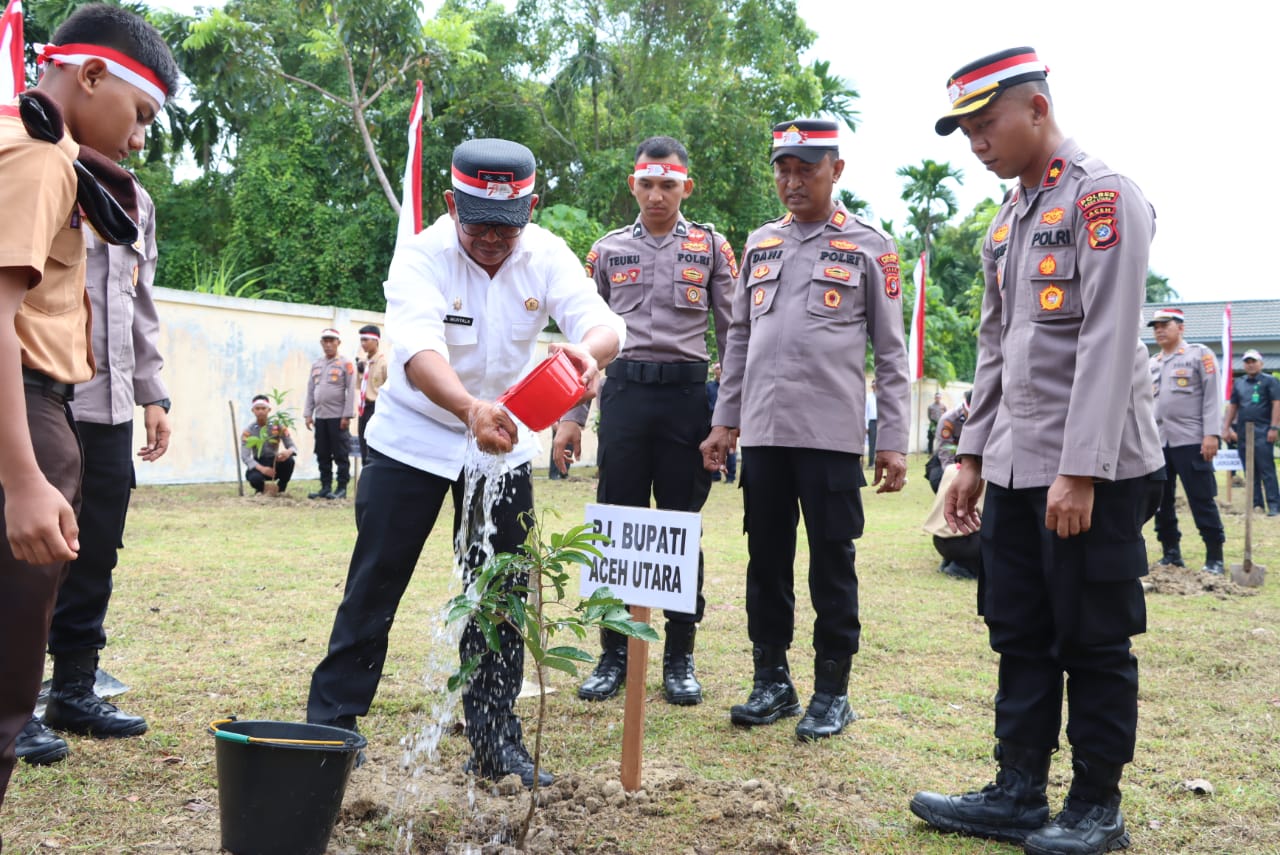 Polri Lestarikan Negeri, Polres Aceh Utara tanam 1.000 pohon Polri Lestarikan Negeri, Polres Aceh Utara tanam 1.000 pohon