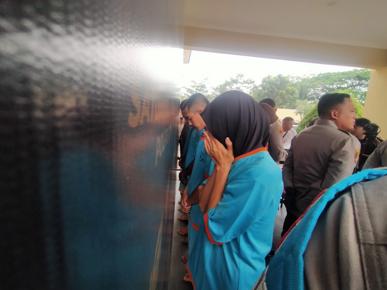 Edarkan sabu, aparat tangkap wanita mantan konselor panti rehabilitasi narkoba Edarkan sabu, aparat tangkap wanita mantan konselor panti rehabilitasi narkoba