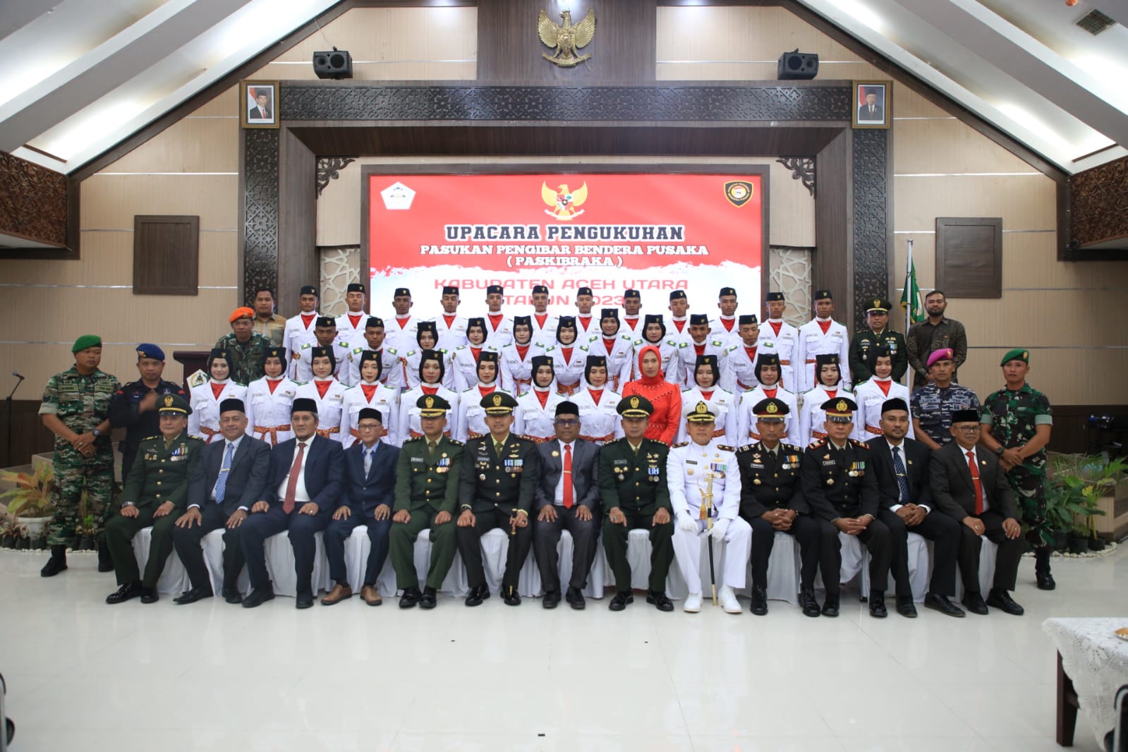 Pj Bupati Aceh Utara kukuhkan Paskibraka HUT ke-78 RI Pj Bupati Aceh Utara kukuhkan Paskibraka HUT ke-78 RI