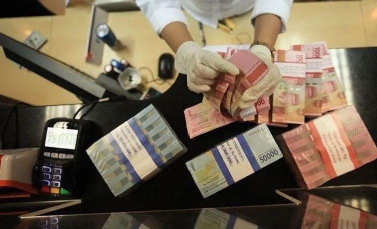 Rupiah pada Rabu pagi menguat jadi Rp15.330 per dolar AS