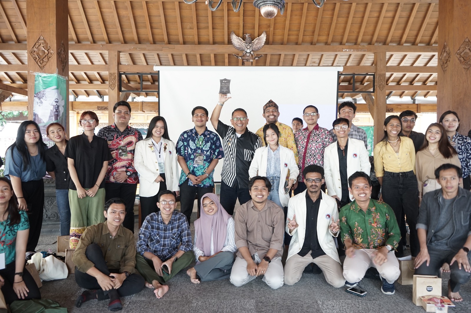 PJ Wali Kota Salatiga apresiasi mahasiswa diskusi isu lingkungan dan sampah