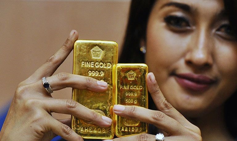 Harga emas Antam hari ini naik Rp5.000 jadi Rp1,074 juta per gram