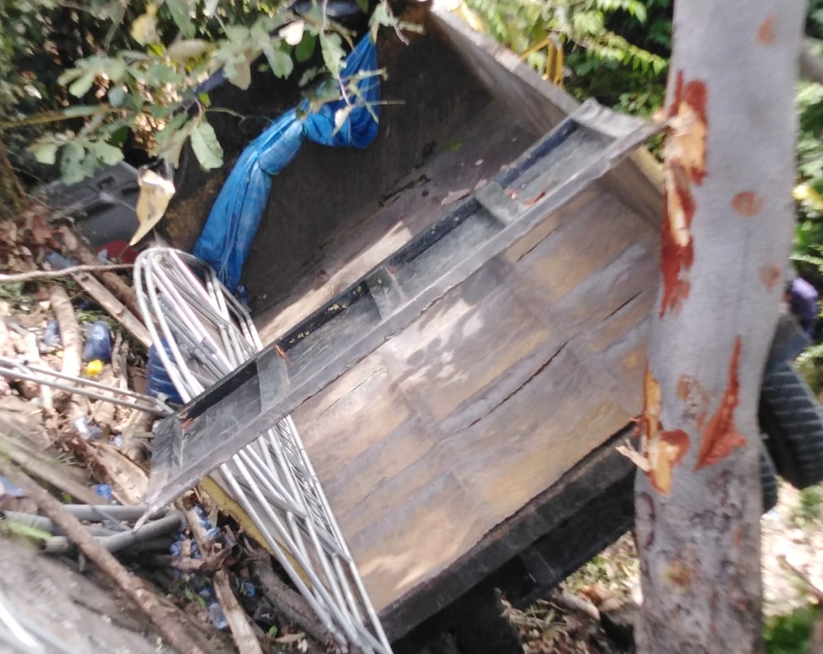 Empat warga Pidie meninggal dunia dalam kecelakaan dam truck masuk jurang