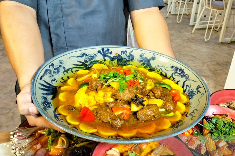 Kafe di Solo sajikan menu berbuka ala Muslim Uyghur