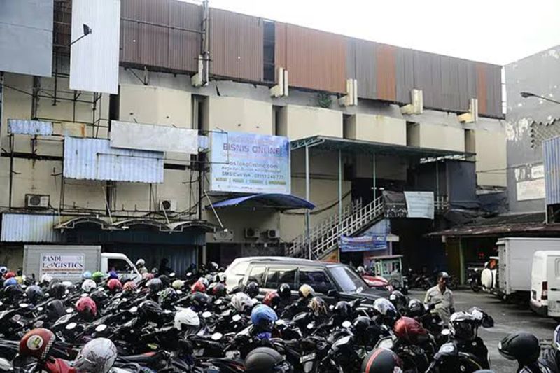 Pemkot Surabaya didorong wujudkan pasar tradisional semi modern Pemkot Surabaya didorong wujudkan pasar tradisional semi modern