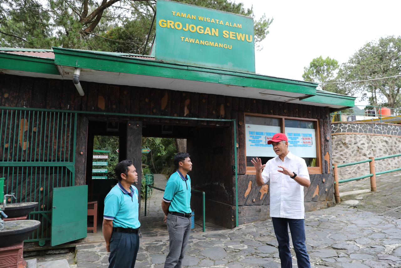 Ganjar minta pengelola wisata audit keamanan wahana hiburan jelang libur Lebaran Ganjar minta pengelola wisata audit keamanan wahana hiburan jelang libur Lebaran
