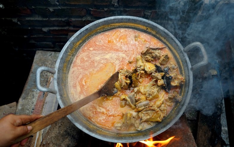 Dokter gizi ingatkan batasi konsumsi kuah bersantan saat Lebaran Dokter gizi ingatkan batasi konsumsi kuah bersantan saat Lebaran