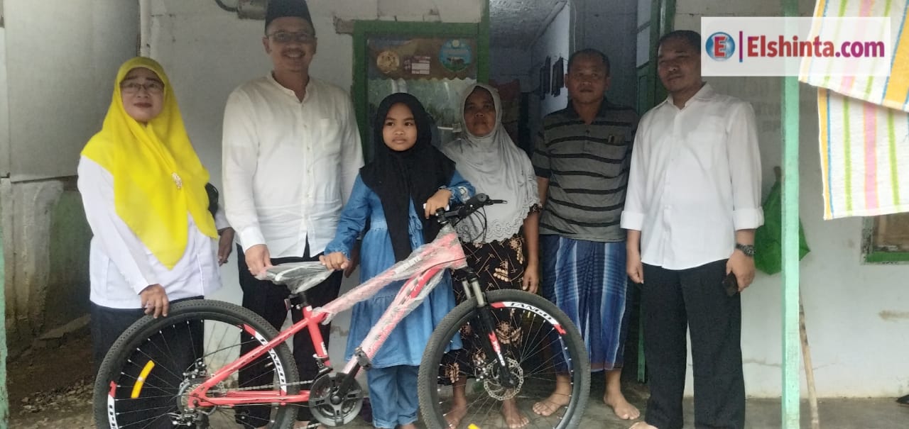 Komisi X DPR RI edukasi murid SD 03 Jamintoro Jember tak patah semangat belajar Komisi X DPR RI edukasi murid SD 03 Jamintoro Jember tak patah semangat belajar