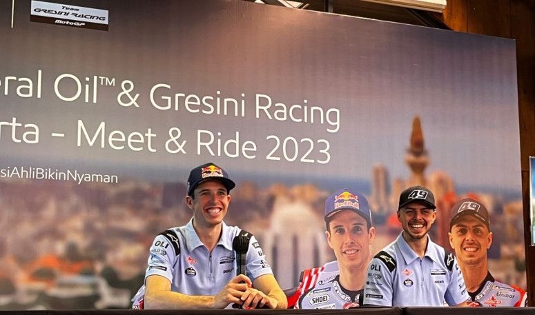 Duet Gresini bertekad tampil maksimal meski start kurang menguntungkan Duet Gresini bertekad tampil maksimal meski start kurang menguntungkan