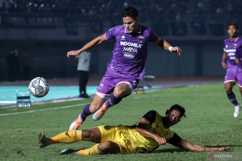 Fergonzi ungkap ambisinya setelah perpanjang kontrak bersama Persita Fergonzi ungkap ambisinya setelah perpanjang kontrak bersama Persita