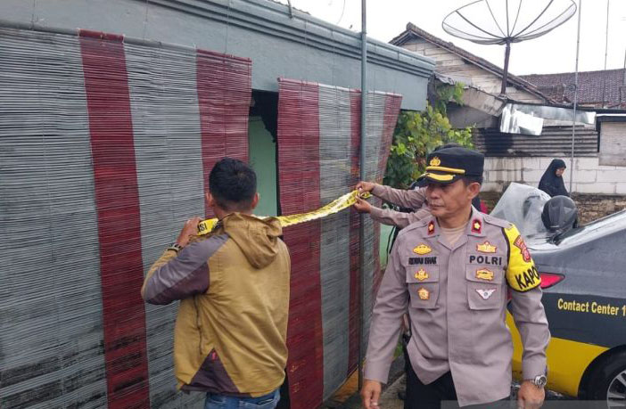 Polisi Sukabumi tangkap keponakan bunuh paman