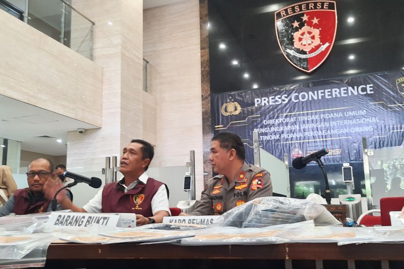 Bareskrim ingatkan Dito Mahendra penuhi panggilan sebagai saksi Bareskrim ingatkan Dito Mahendra penuhi panggilan sebagai saksi