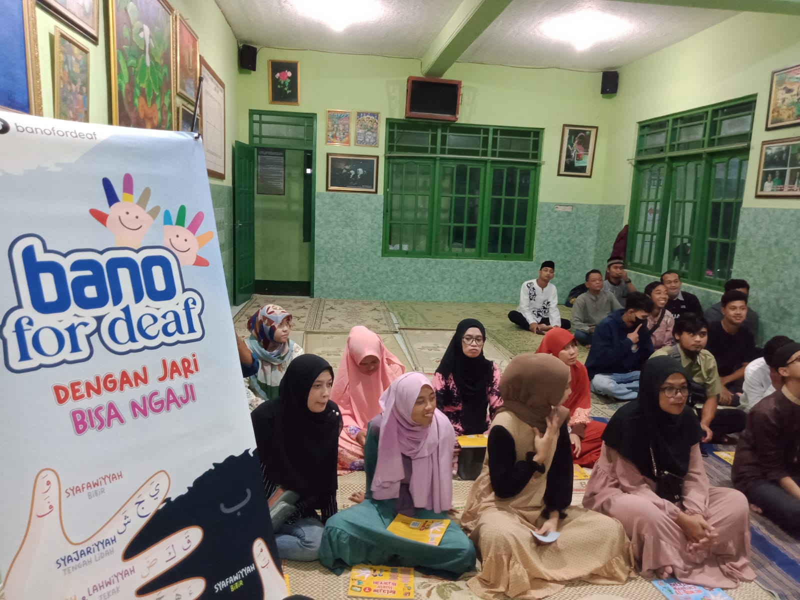 Kagama Boyolali dan Bano for Deaf gelar kegiatan mengaji dan bukber untuk teman tuna rungu Kagama Boyolali dan Bano for Deaf gelar kegiatan mengaji dan bukber untuk teman tuna rungu