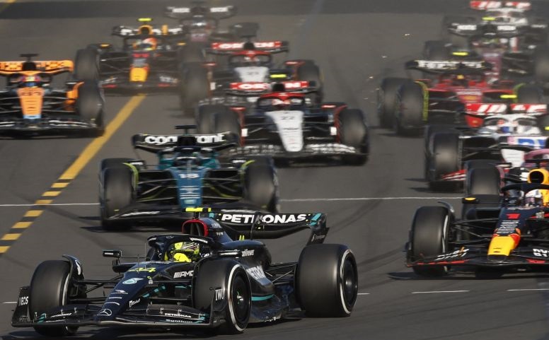 Mercedes ingin terus beri tekanan kepada Red Bull dan Aston Martin Mercedes ingin terus beri tekanan kepada Red Bull dan Aston Martin