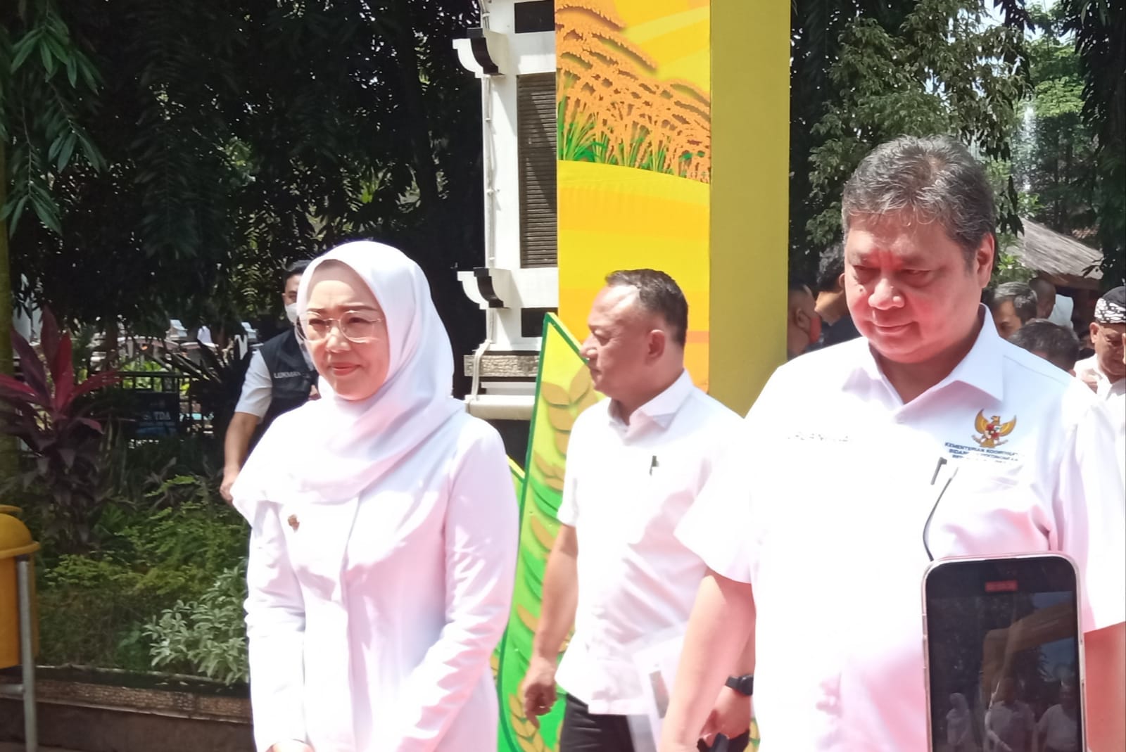 Menko Perekonomian sebut inflasi pangan di bulan Ramadan turun jadi 4,97 persen Menko Perekonomian sebut inflasi pangan di bulan Ramadan turun jadi 4,97 persen