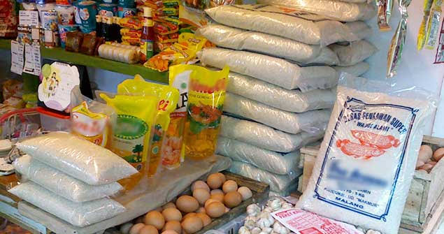 Polda Aceh gelar Pasar Murah, sediakan 1000 paket sembako murah Polda Aceh gelar Pasar Murah, sediakan 1000 paket sembako murah