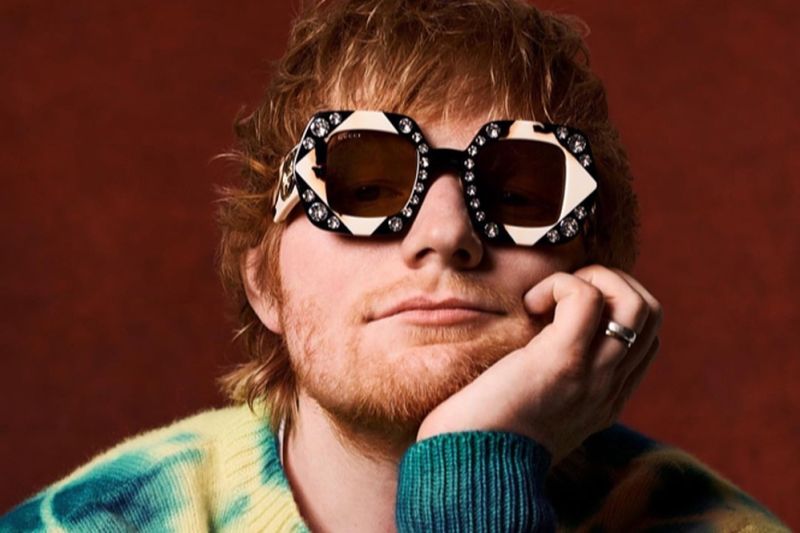 Ed Sheeran tampil nyanyikan Thinking Out Louddi persidangan