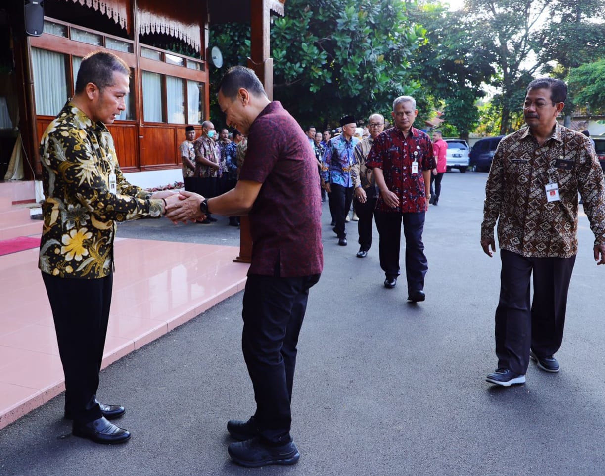 Pascalibur lebaran, Bupati Kudus minta pegawai tingkatkan kinerja Pascalibur lebaran, Bupati Kudus minta pegawai tingkatkan kinerja