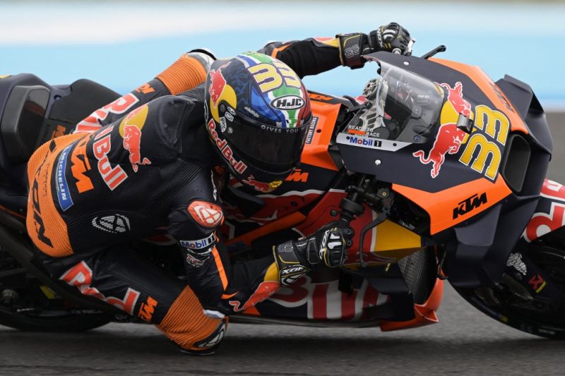 Brad Binder menangkan balap sprint di MotoGP Jerez Brad Binder menangkan balap sprint di MotoGP Jerez