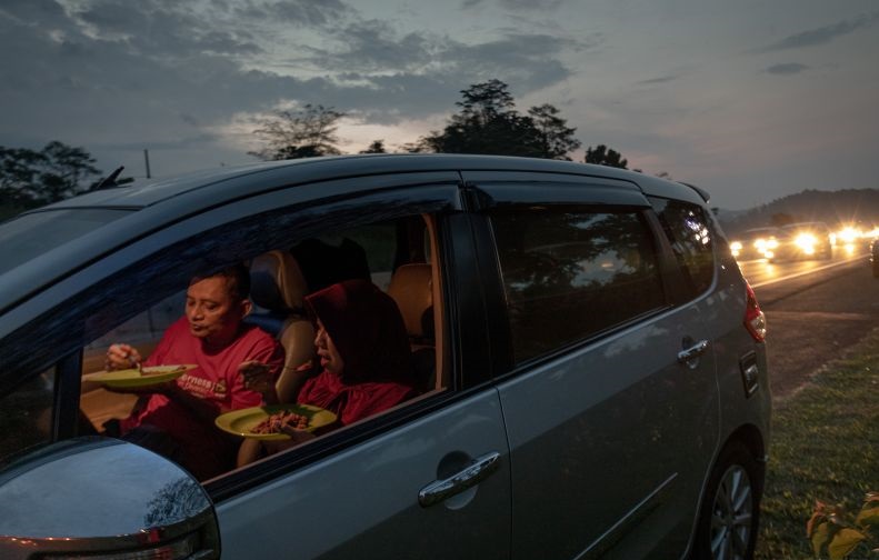 Dokter internis imbau pemudik hindari bergadang sebelum perjalanan Dokter internis imbau pemudik hindari bergadang sebelum perjalanan