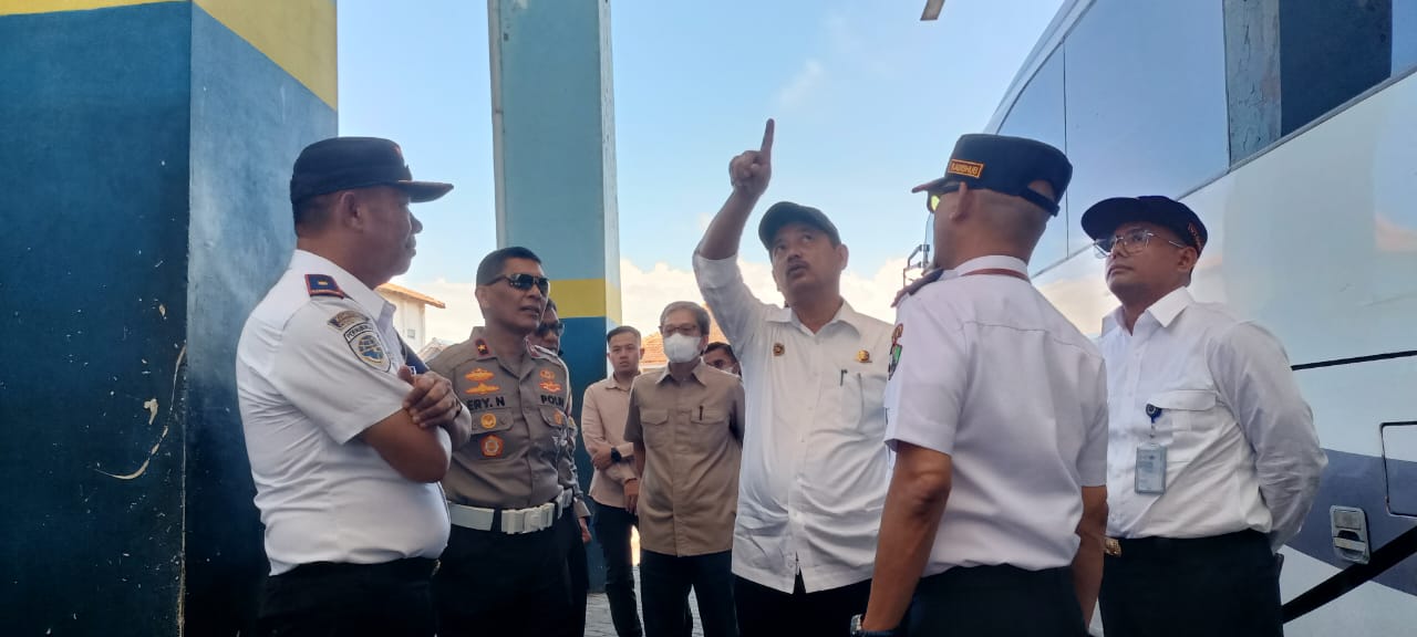 Dirjen Perhubungan Darat sebut Terminal Arjosari Malang tidak layak Dirjen Perhubungan Darat sebut Terminal Arjosari Malang tidak layak