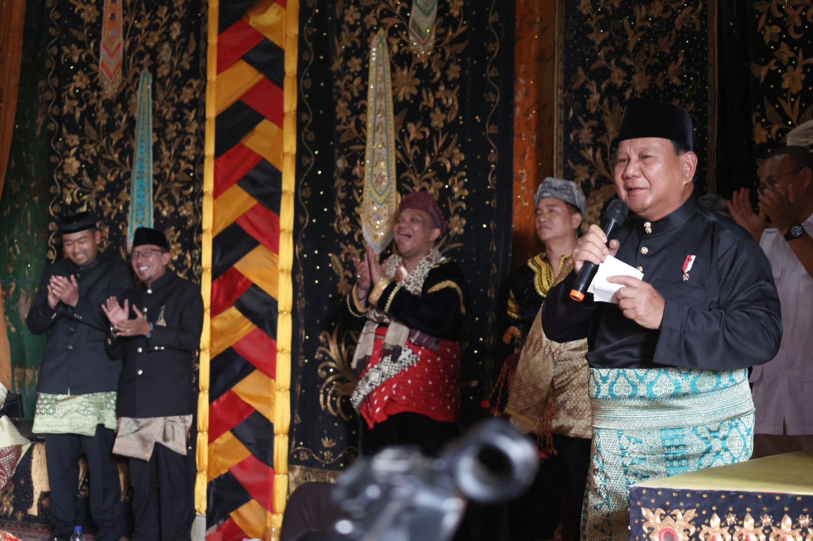 Prabowo Subianto ingin rintis sekolah unggulan di Sumbar Prabowo Subianto ingin rintis sekolah unggulan di Sumbar