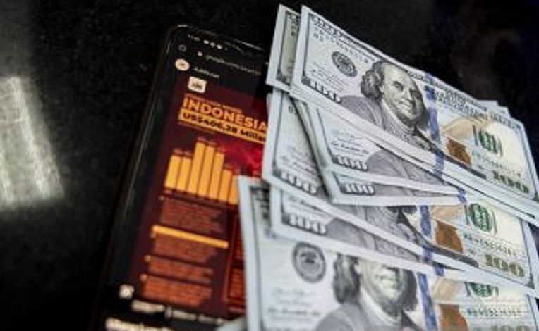 Dolar rebound seiring menguatnya imbal hasil obligasi pemerintah AS