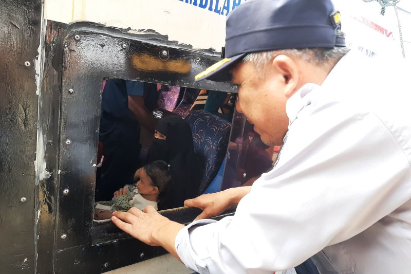 16 korban kapal cepat Evelyn Calisca 01 sudah tiba di Tanjungpinang 16 korban kapal cepat Evelyn Calisca 01 sudah tiba di Tanjungpinang
