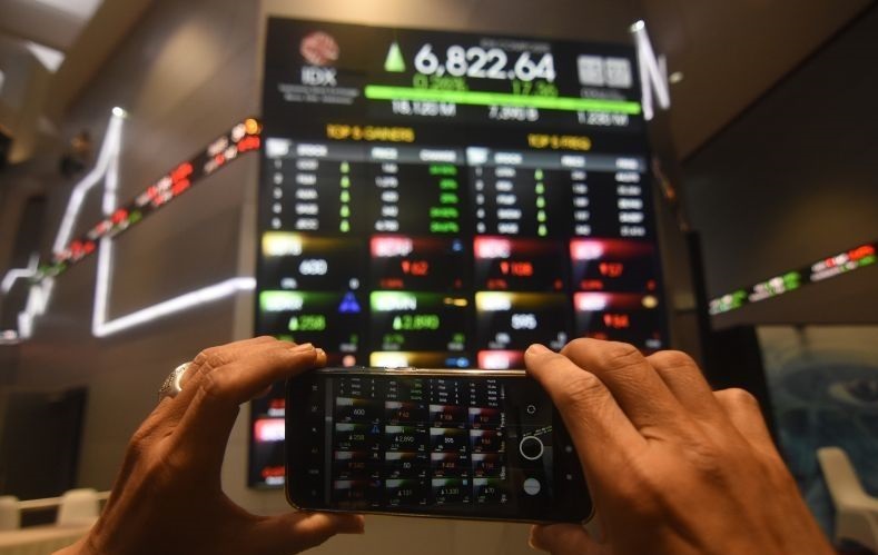 IHSG Rabu dibuka melemah 18,65 poin