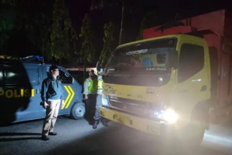 Polda Jambi kembali hentikan lalu lintas batu bara