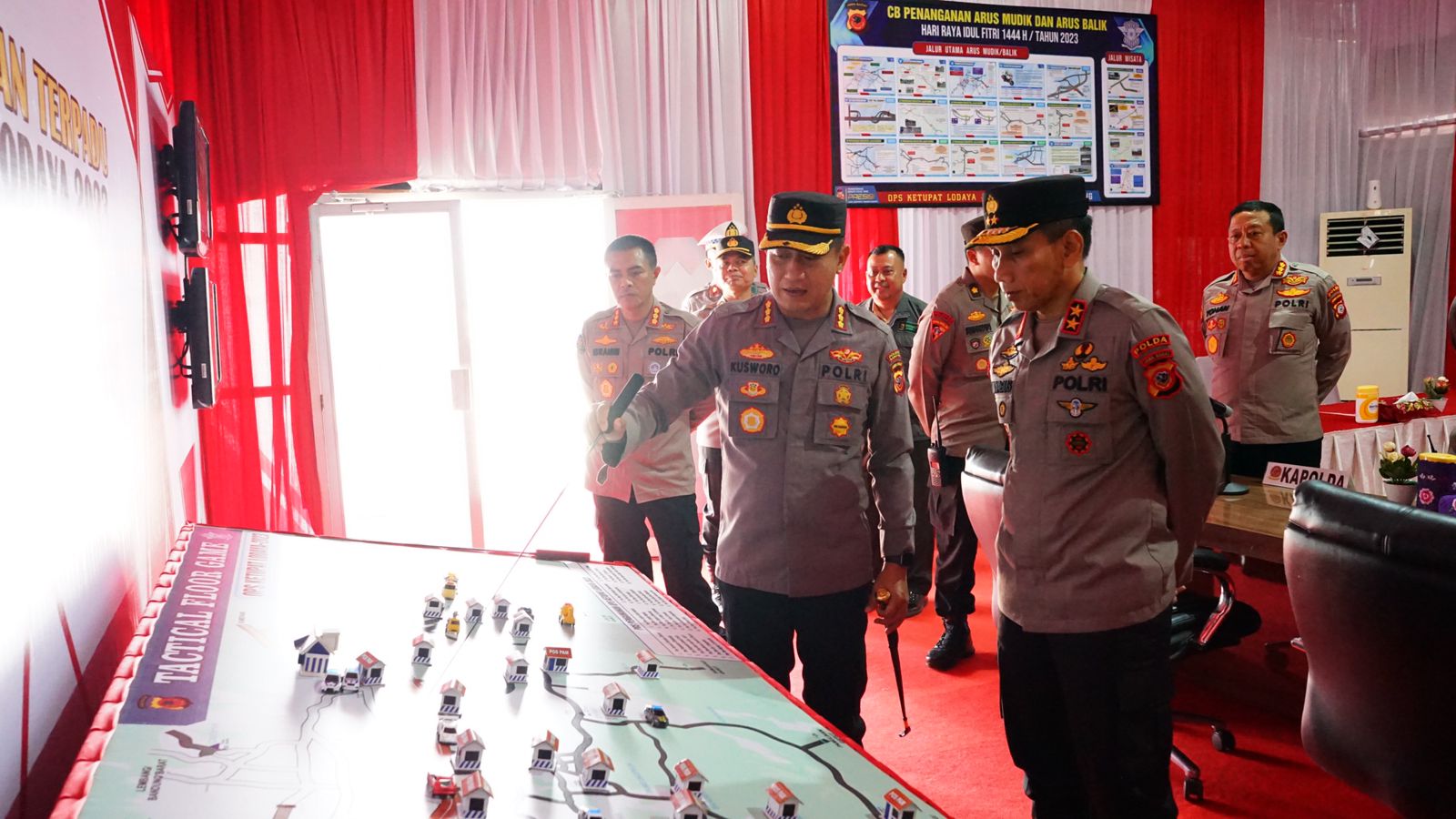 Kapolda Jabar cek kesiapan pospam mudik lebaran di Cileunyi