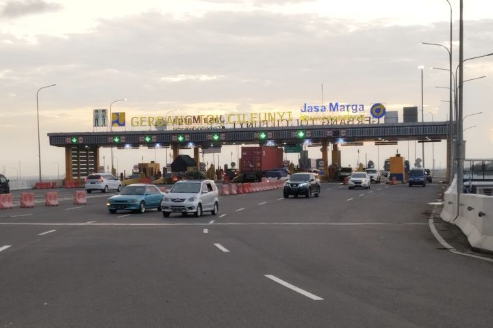 Jasa Marga operasikan 12 gardu di GT Cileunyi untuk arus mudik 2023