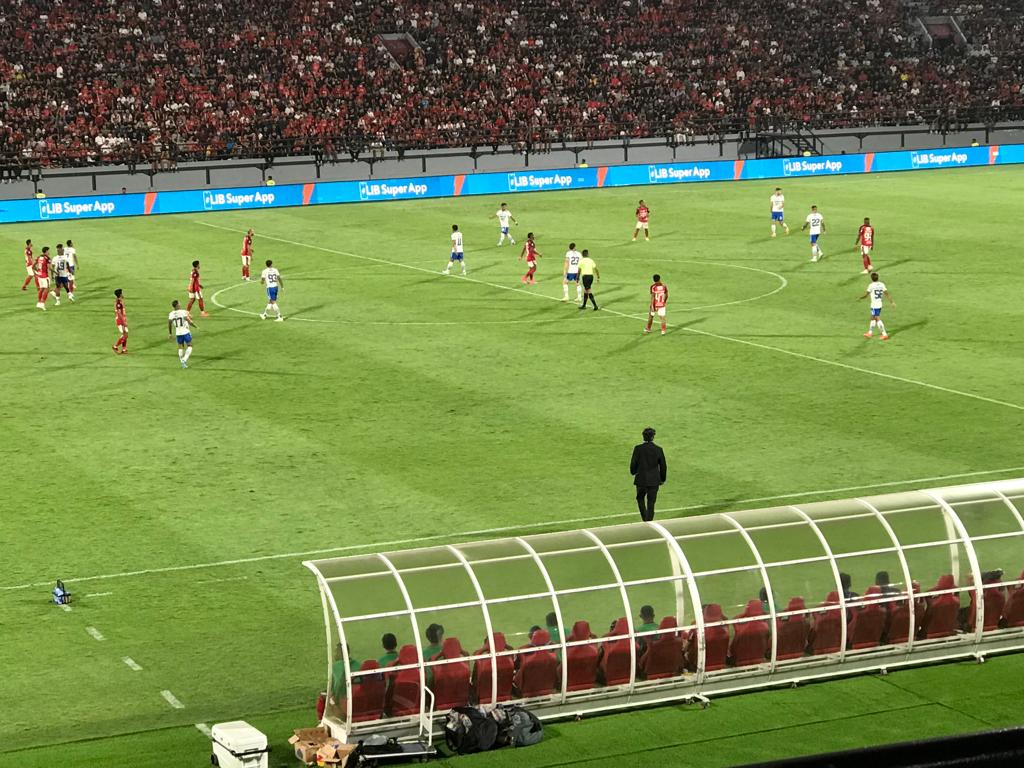 Bali United FC bermain imbang 0-0 lawan Persib Bandung Bali United FC bermain imbang 0-0 lawan Persib Bandung