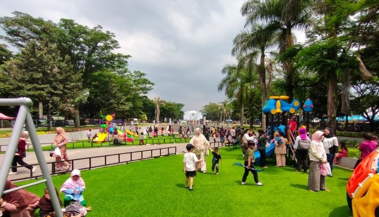 PJ Gubernur Jabar minta warga jaga hasil revitalisasi kawasan Monumen Perjuangan PJ Gubernur Jabar minta warga jaga hasil revitalisasi kawasan Monumen Perjuangan