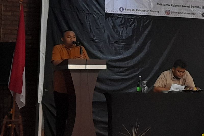Sejumlah pelanggaran kampanye ditemukan di Kabupaten Serang Sejumlah pelanggaran kampanye ditemukan di Kabupaten Serang