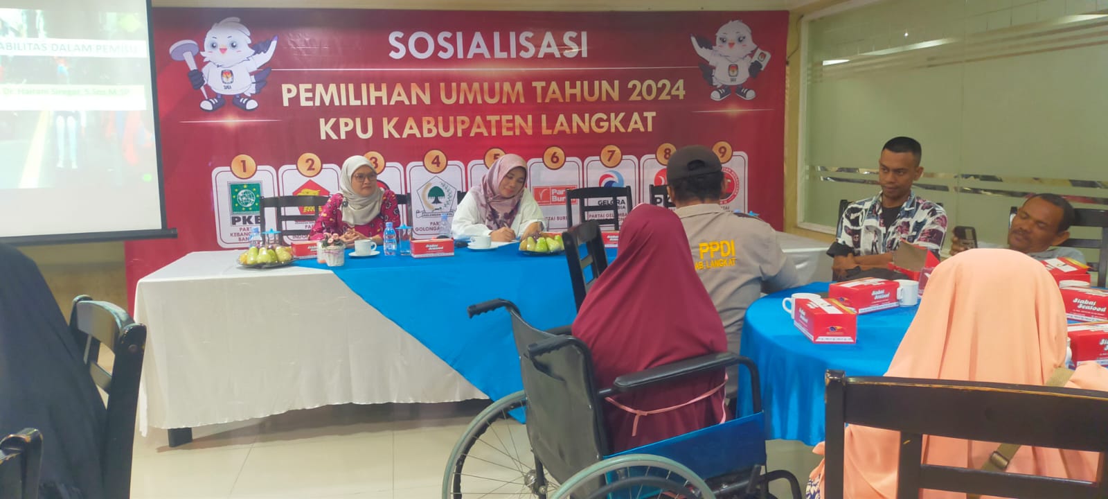KPU Kabupaten Langkat sosialisasi Pemilu kepada penyandang disabilitas KPU Kabupaten Langkat sosialisasi Pemilu kepada penyandang disabilitas