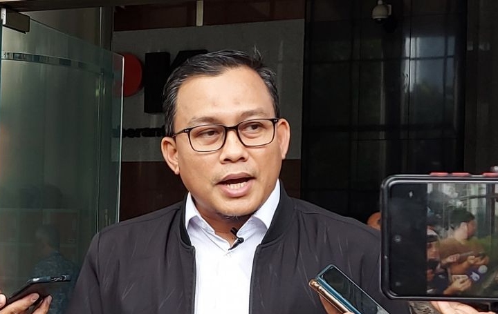 KPK panggil Sekretaris Utama Basarnas Max Ruland Boseke