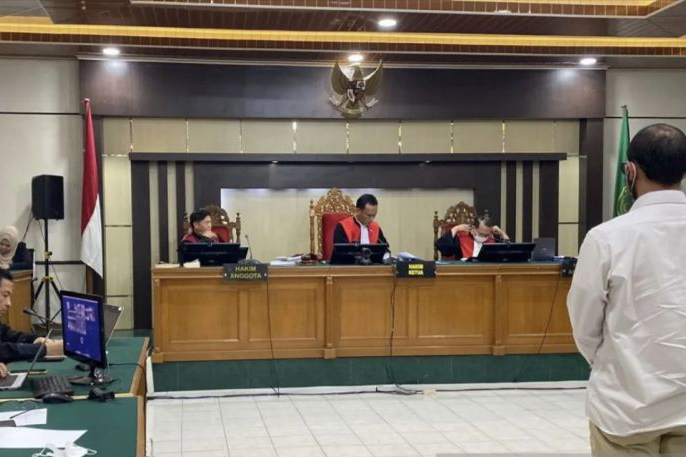 Auditor BPK Riau divonis 4 tahun 3 bulan penjara Auditor BPK Riau divonis 4 tahun 3 bulan penjara