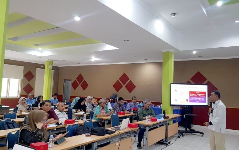 Program Matching Fund hasilkan mesin injeksi plastik bagi industri Program Matching Fund hasilkan mesin injeksi plastik bagi industri